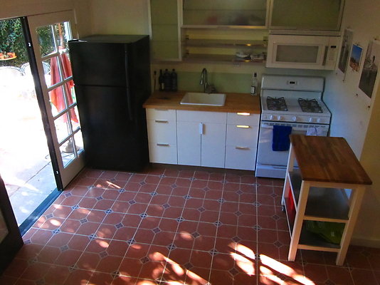 Kitchen 001