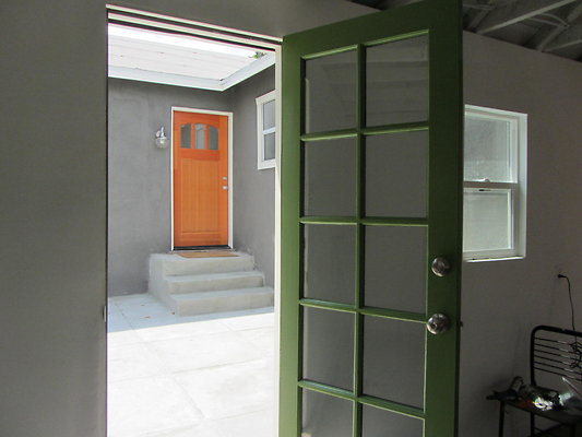 House 08